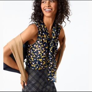 Cabi Flynn Top, NWOT, Size Large, item 3790